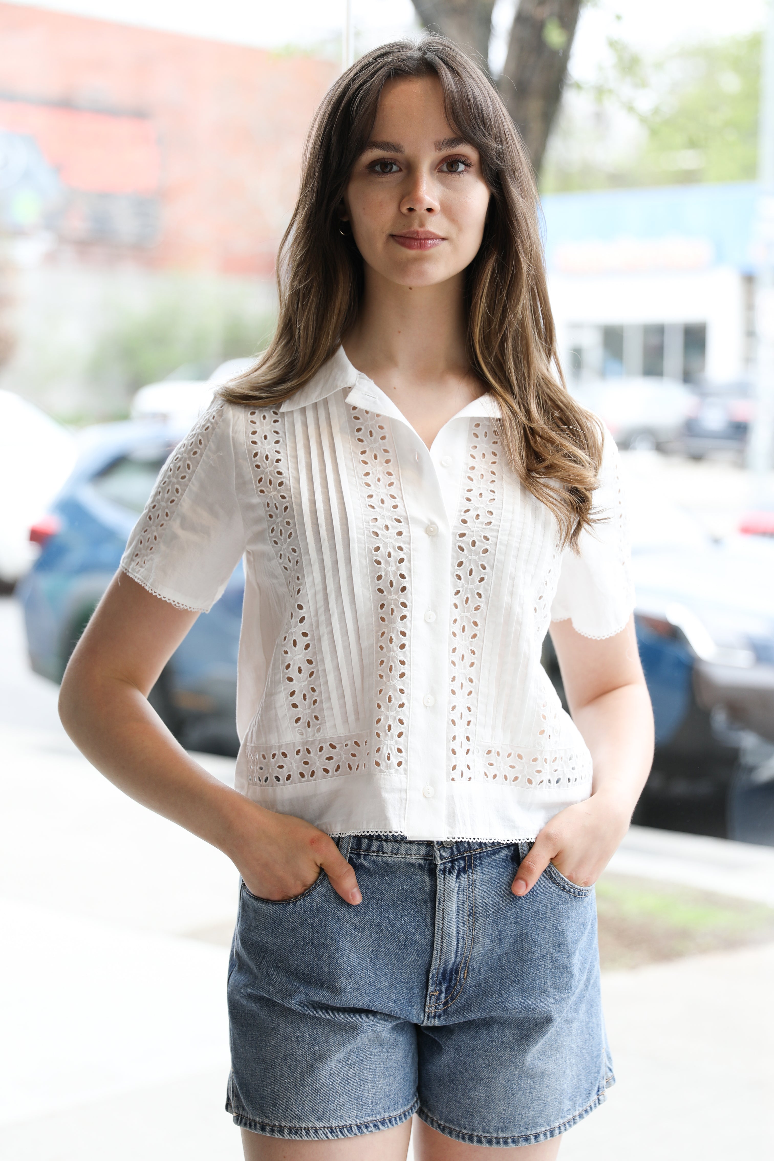 DÉPAREILLÉ 25 S/S LINEN LACE UP BLOUSE Wrap London - Linen lace-detail blouse