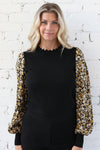 AVERY RAYNE </br>Floral Woven Sleeve Contrast Top