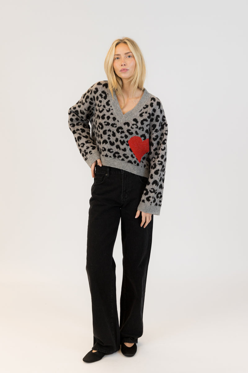 Etta Animal V-Neck Pullover