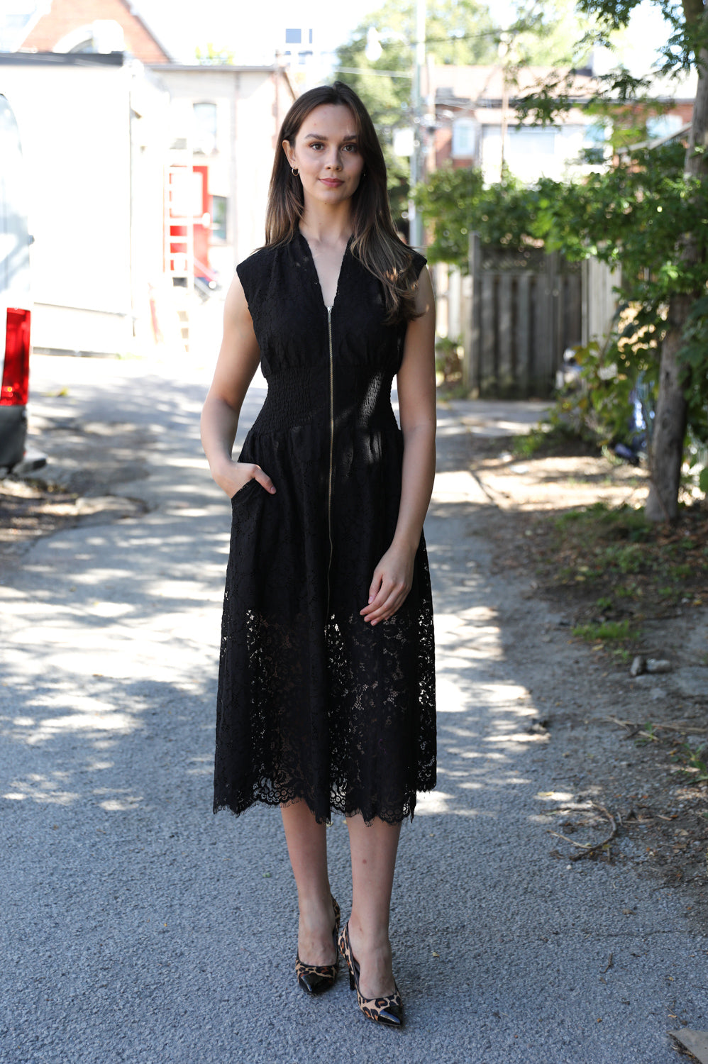 Zip Sleeveless Lace Dress