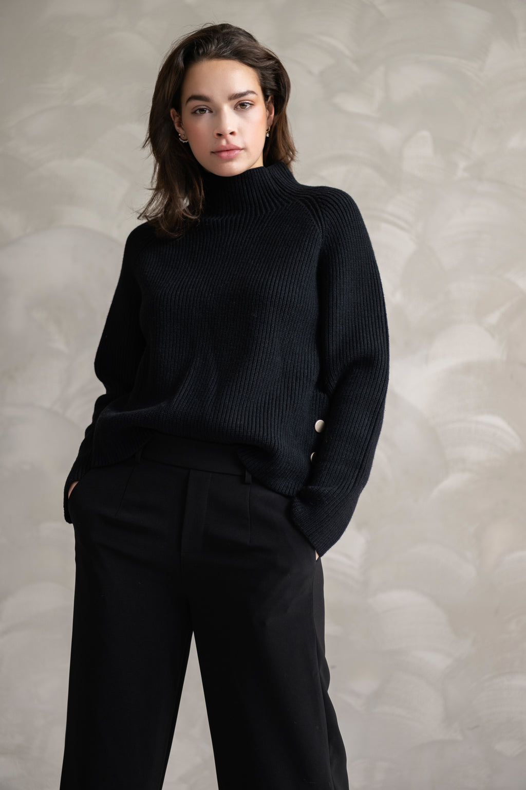 ESQUALO </br>Snap Button Raglan Knit