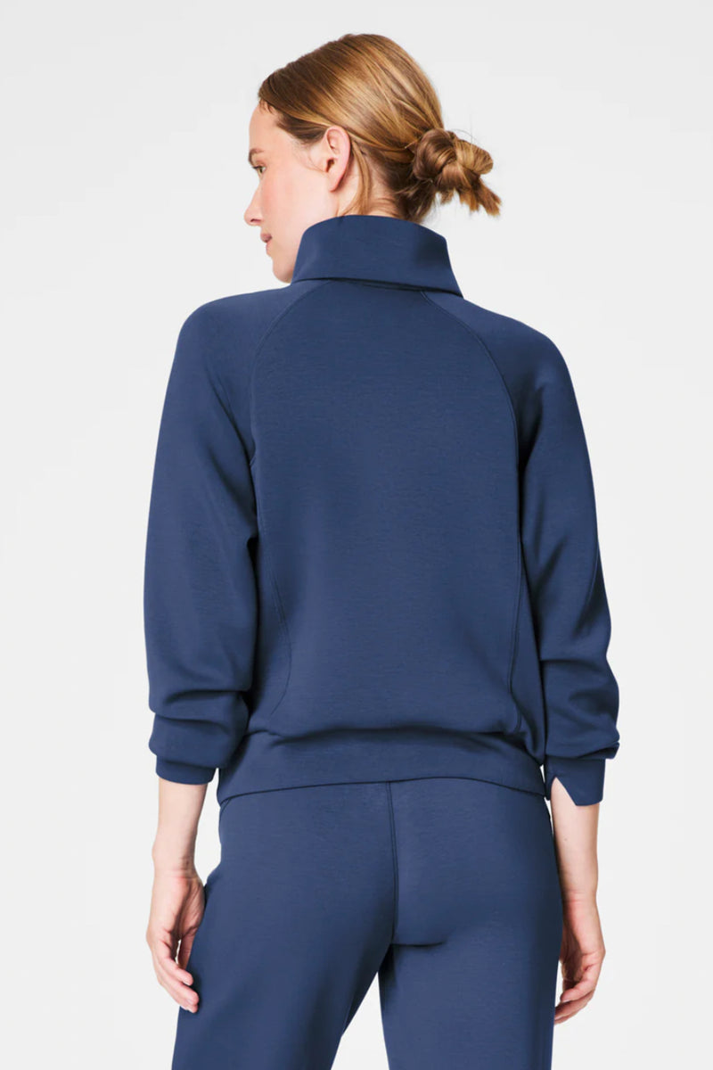 Air Essentials Half Zip