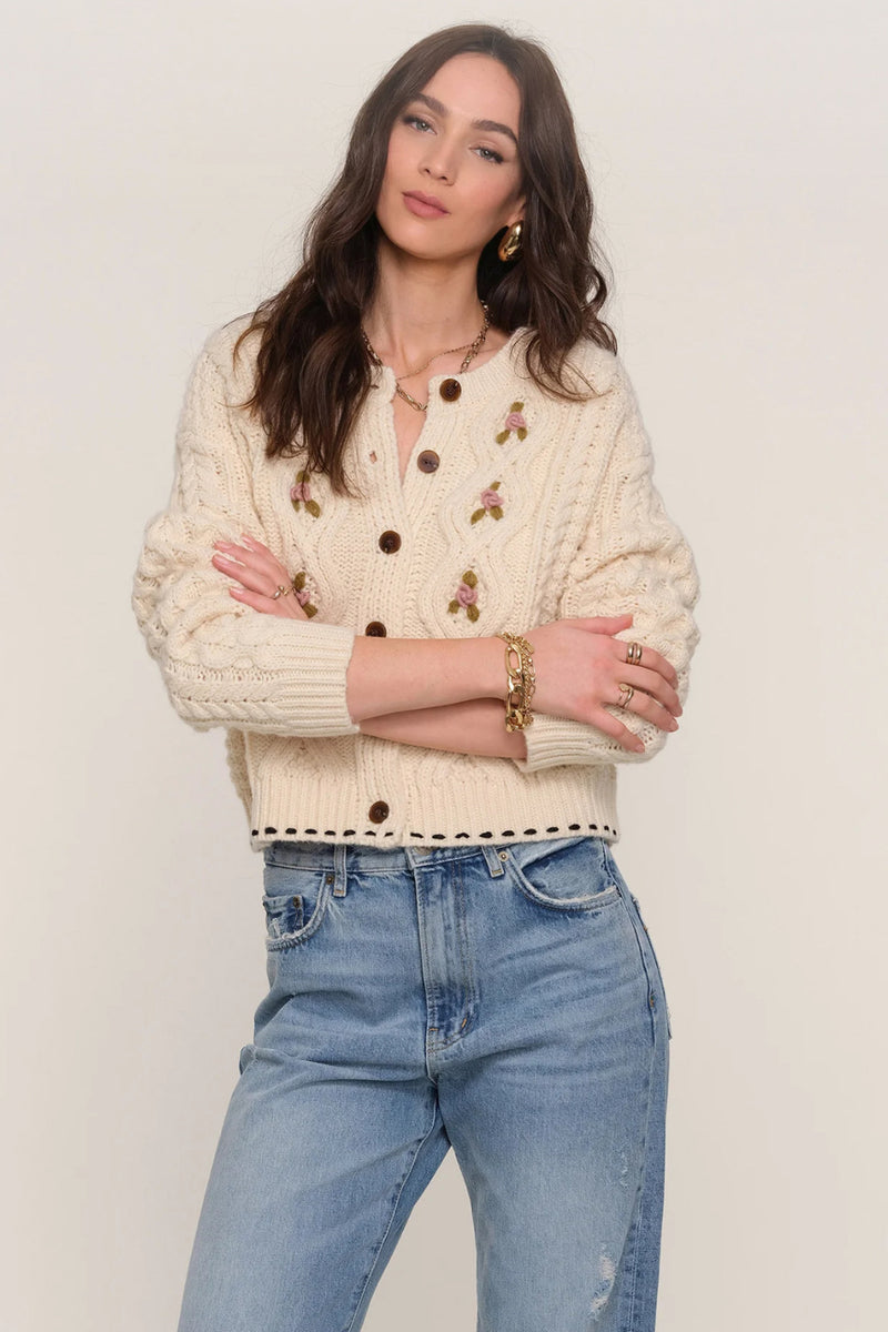 Veda Cardi