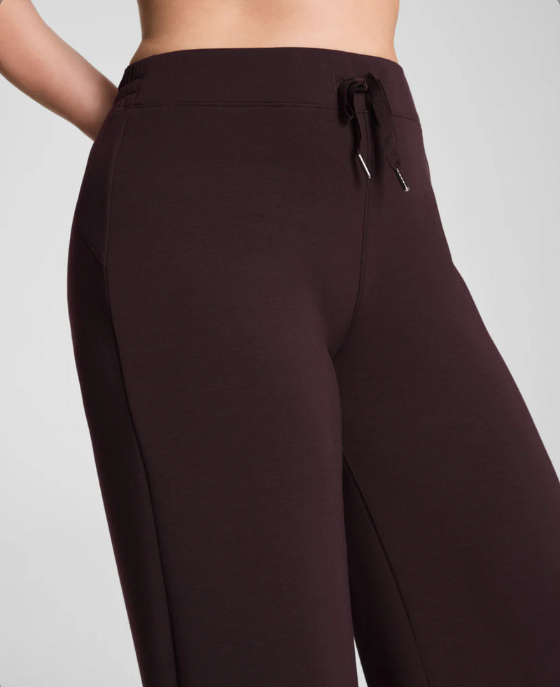 Air Essentials Wide Leg Pant