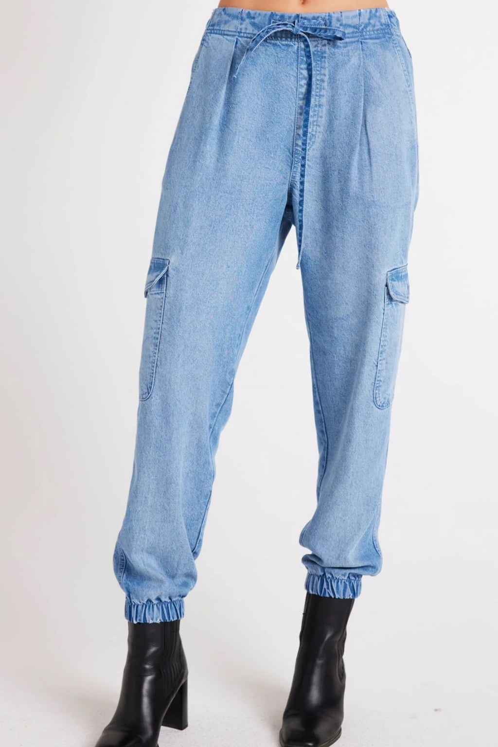 Isla Pleated Jogger