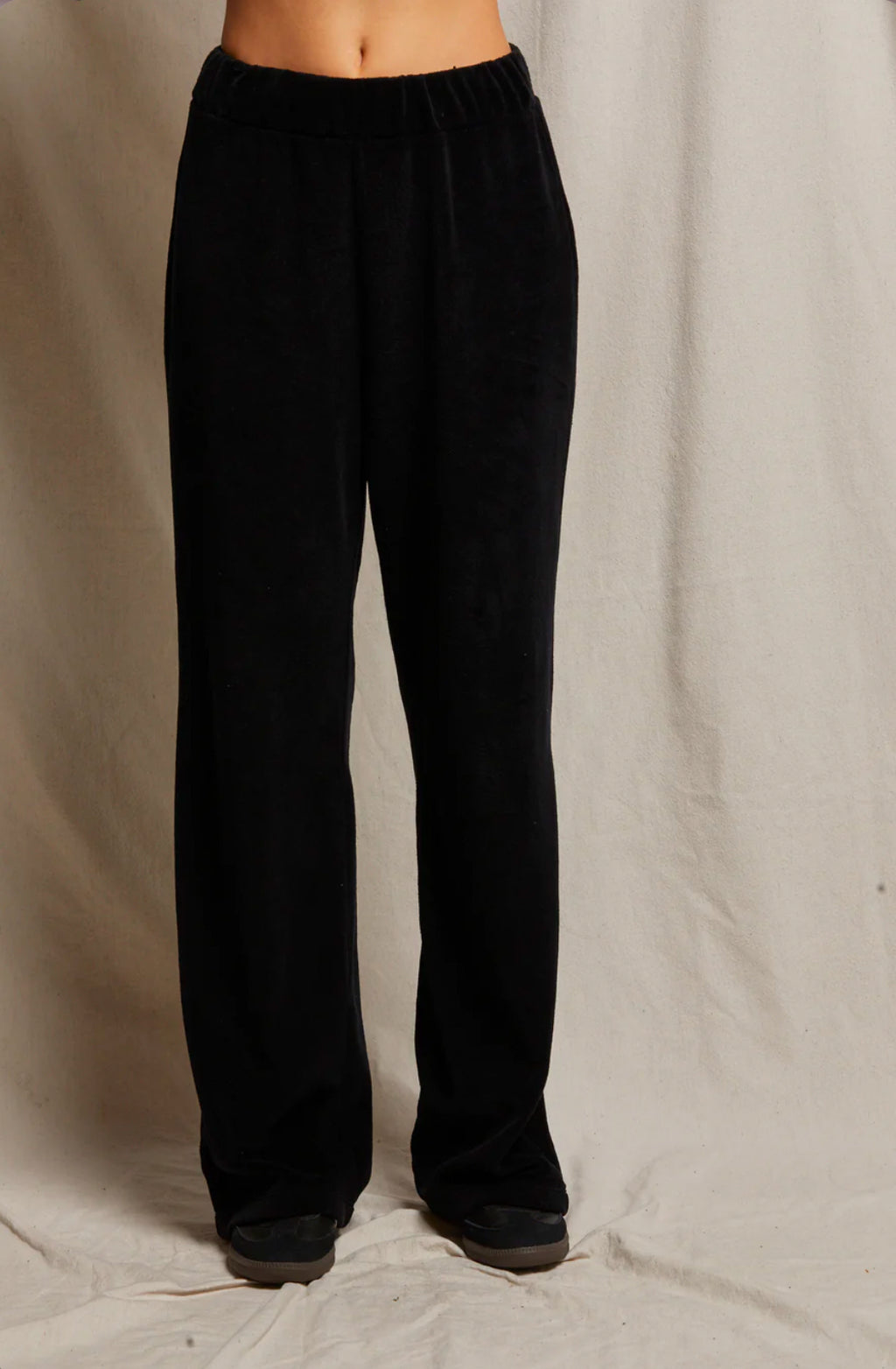 Holly Velour Wide Leg Sweatpant