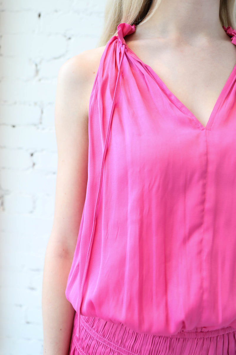 AVERY RAYNE </br>Sleeveless Dress With Pleated Details