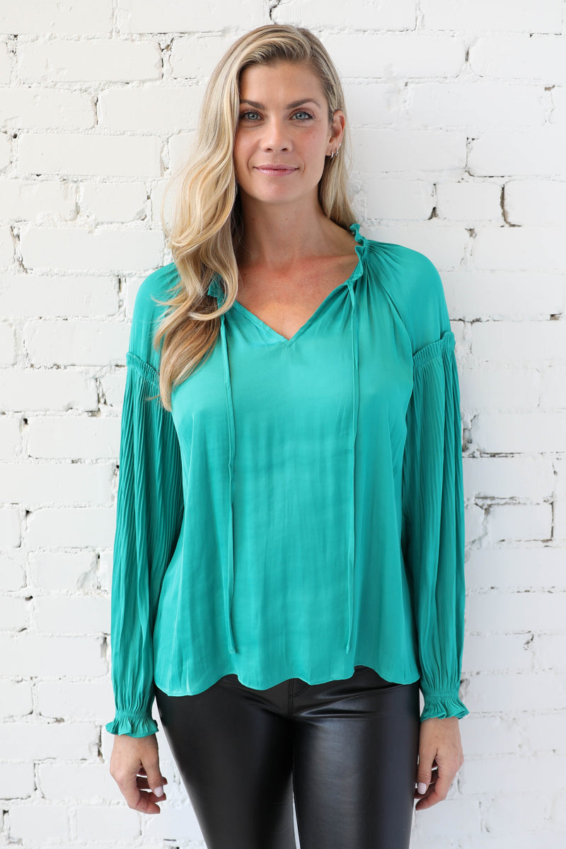 AVERY RAYNE </br>Taylor Blouse