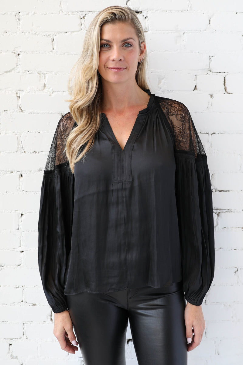 AVERY RAYNE </br>Cade Lace Blouse