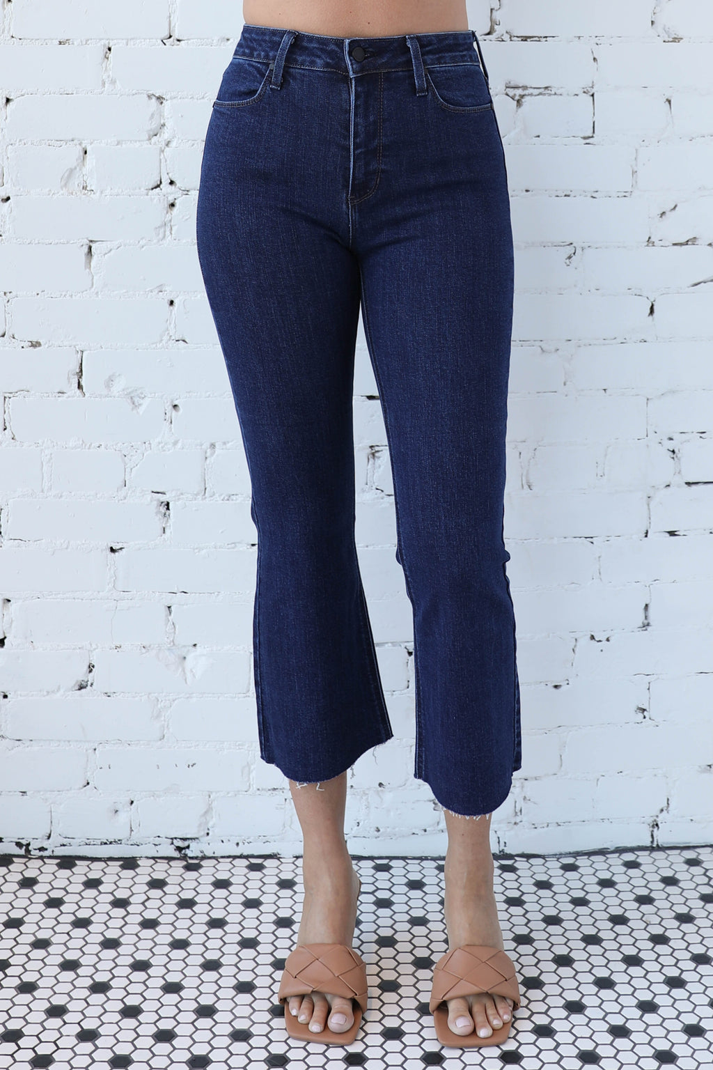 JUST BLACK </br>Scissor Cut Crop Flare
