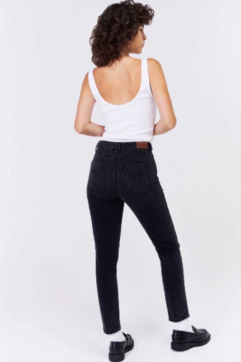 UNPUBLISHED </br>Debbie Step Mom High Waist Slim