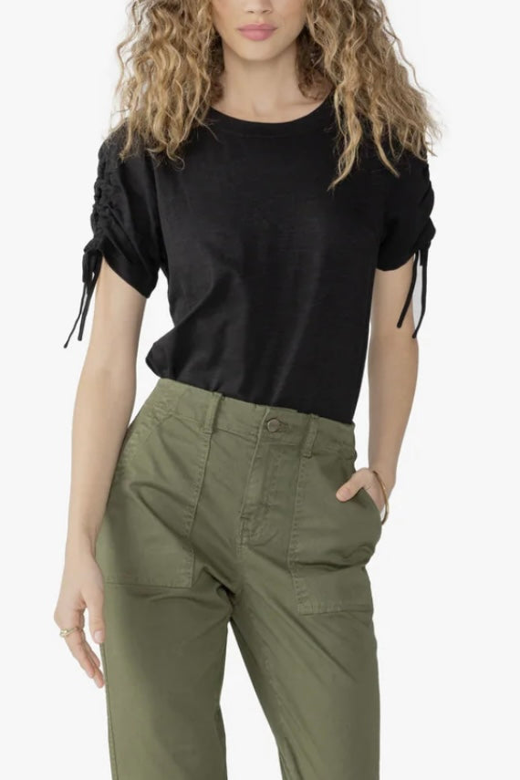 SANCTUARY </br>Peek A Boo Sleeve Tee