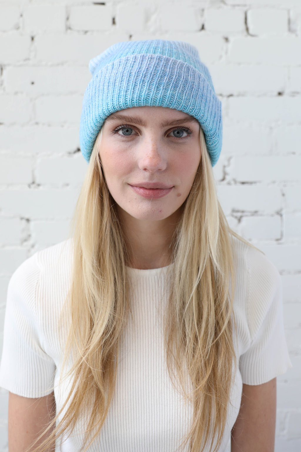 LYLA + LUXE </br>Ribbed Ombre Foldover Hat
