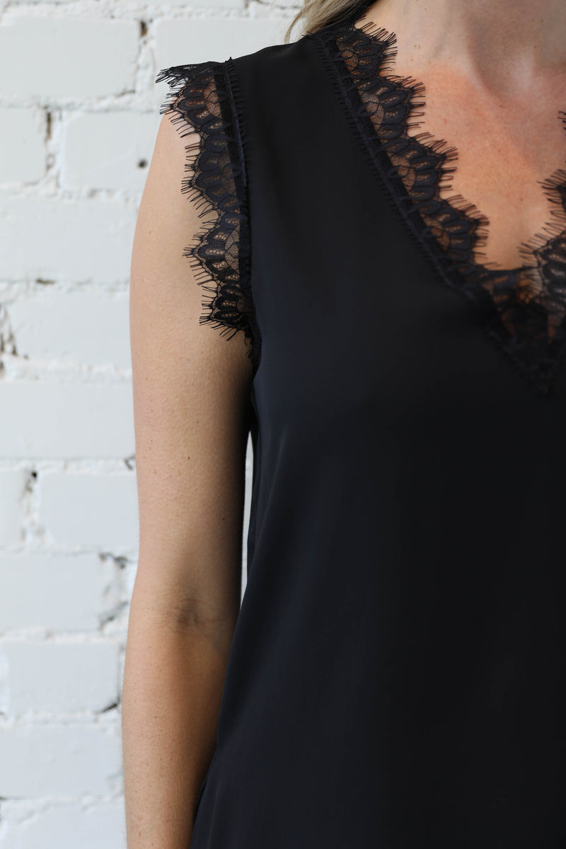 AVERY RAYNE </br>Lace Tank